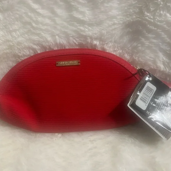 Giorgio Armani Red Cosmetic Pouch with Gold Emblem - Picture 2 of 10